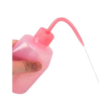 Carregar imagem no visualizador da galeria, FRASCO DOSADOR COM MEDIDOR LIMPEZA DE CILIOS 250ML