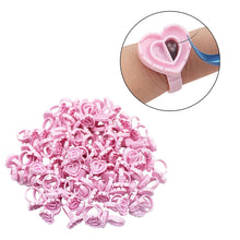 Carregar imagem no visualizador da galeria, ANEL DESCARTÁVEL PARA COLA FORMATO CORAÇÃO COM 50 UNIDADES