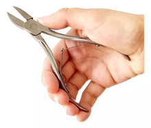 Carregar imagem no visualizador da galeria, ALICATE DE UNHAS CABO COM ONDAS MARCO BONI