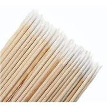 Carregar imagem no visualizador da galeria, PALITO MULTIFUNCIONAL COM ALGODÃO PEQUENO COM 100 UNIDADES