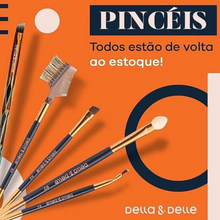 Carregar imagem no visualizador da galeria, PINCEL PROFISSIONAL PARA SOBRANCELHA 03 DELLA &amp; DELLE
