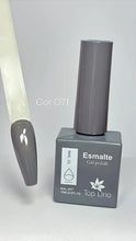 Carregar imagem no visualizador da galeria, ESMALTE EM GEL TOP LIRIÓ 15ML
