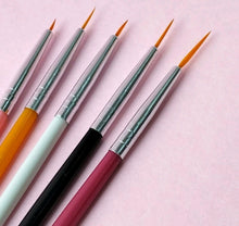 Carregar imagem no visualizador da galeria, KIT 5 PINCÉIS PARA DESIGNER UNHA
