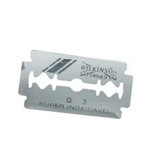 Carregar imagem no visualizador da galeria, CAIXINHA DE LÂMINA BARBEAR WILKINSON SWORD C/3UN.
