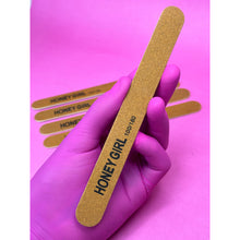 Carregar imagem no visualizador da galeria, LIXA MARROM RETA HONEY GIRL 100/180
