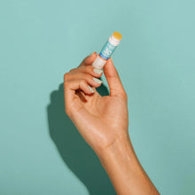 Carregar imagem no visualizador da galeria, PROTETOR LABIAL SUNLESS FPS30 4,5GR
